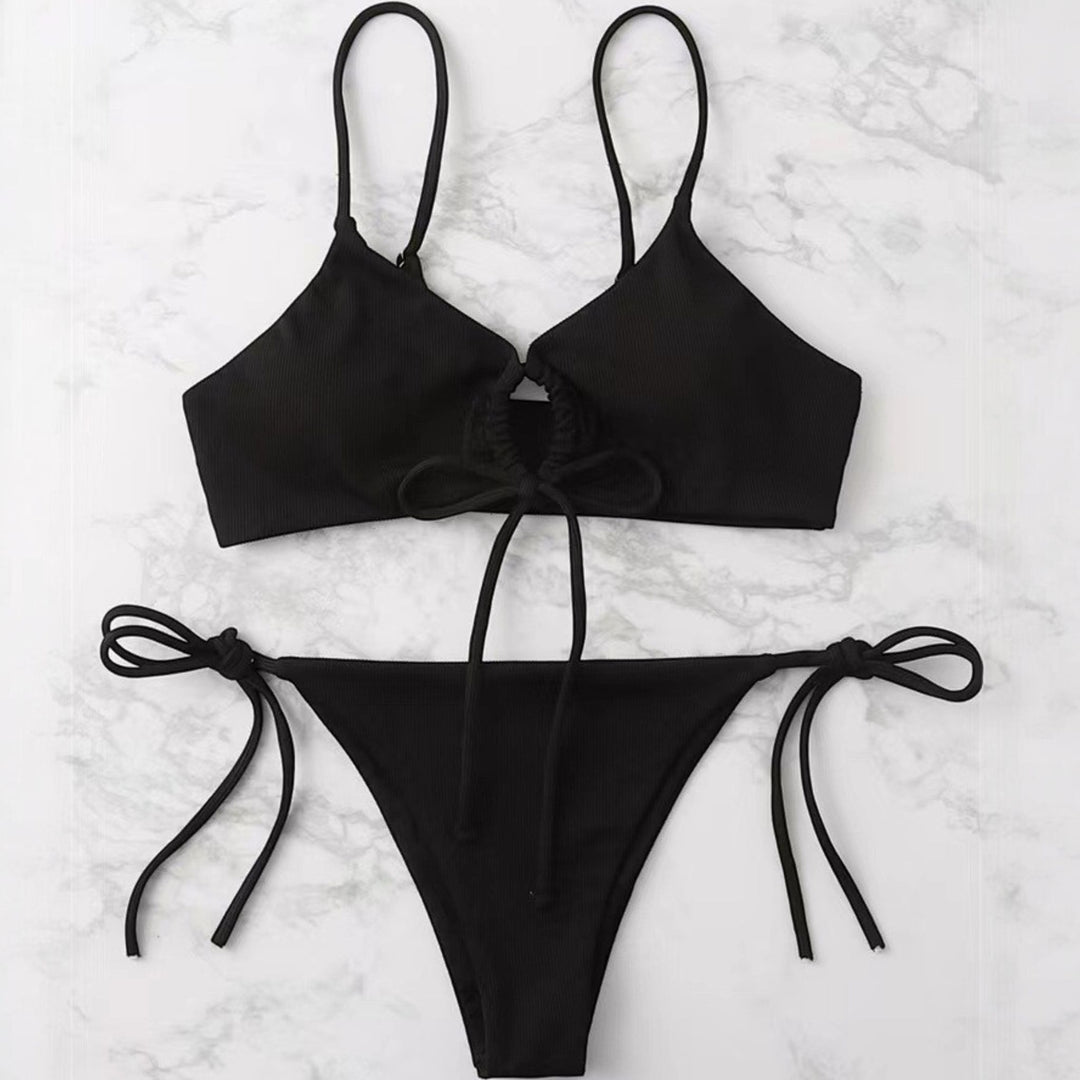 Women's String Bikini in black