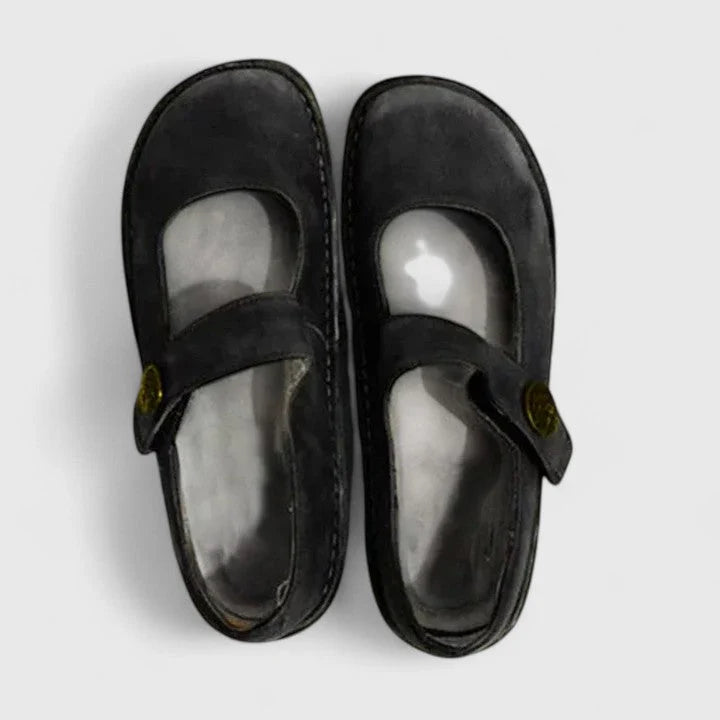 Women's Orthopedic Flats in black