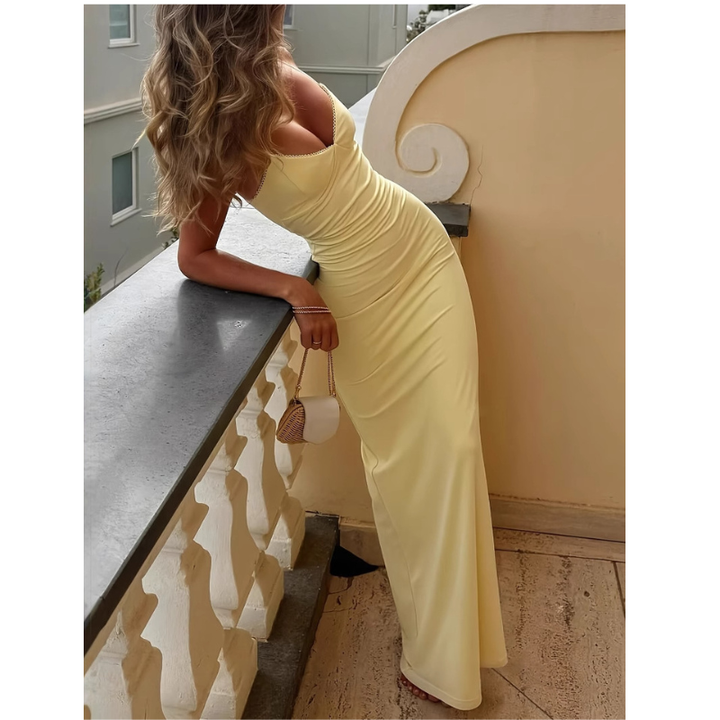 ALIRA™ – Romantic Slim-Fit Lace Evening Dress