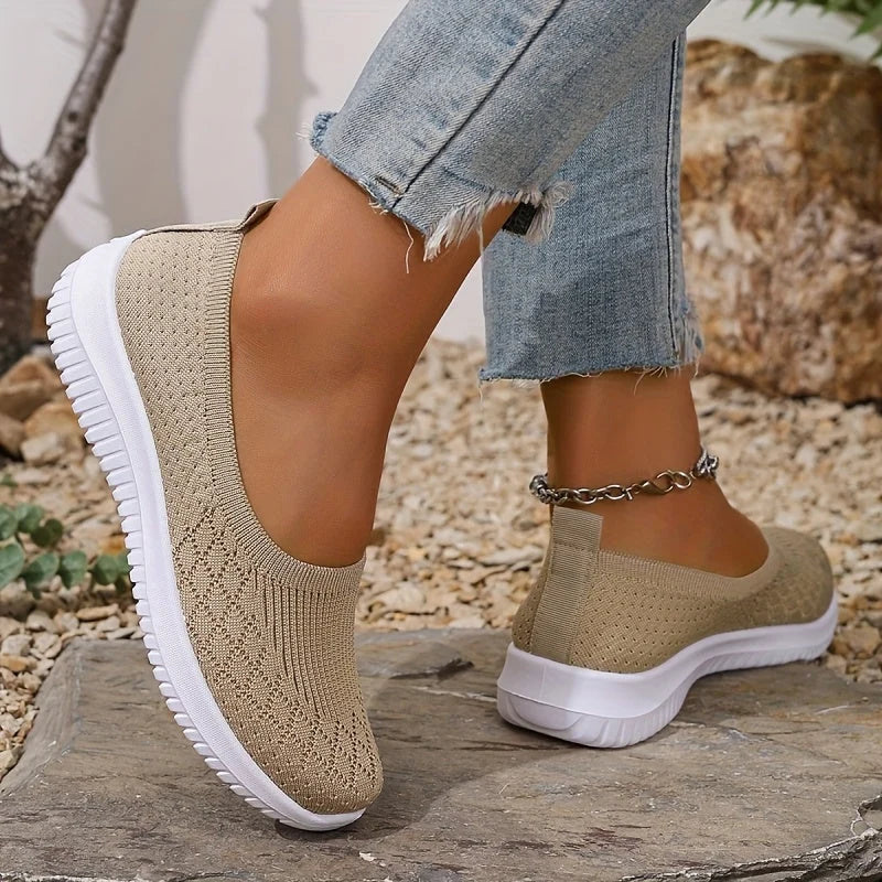 Women's Orthopedic Sneakers in apricot