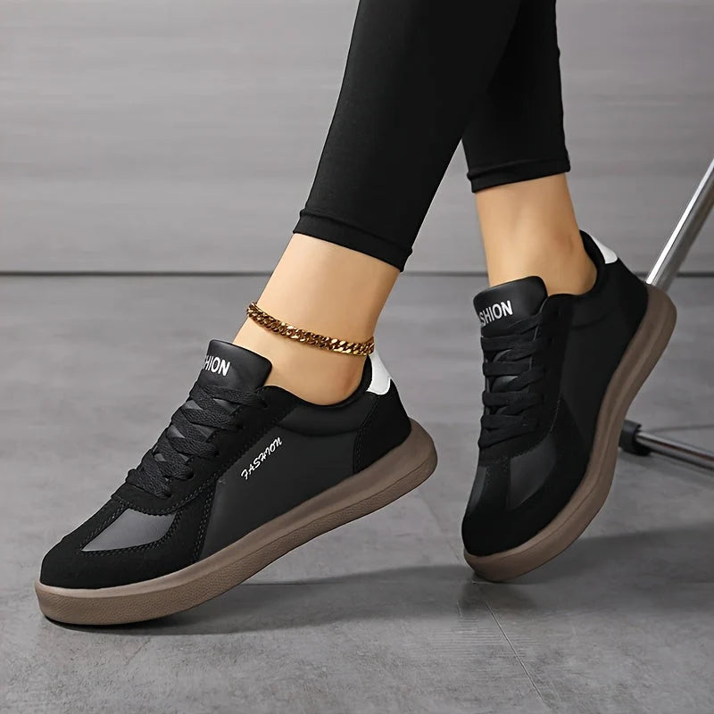 Women's Orthopedic Sneakers in black