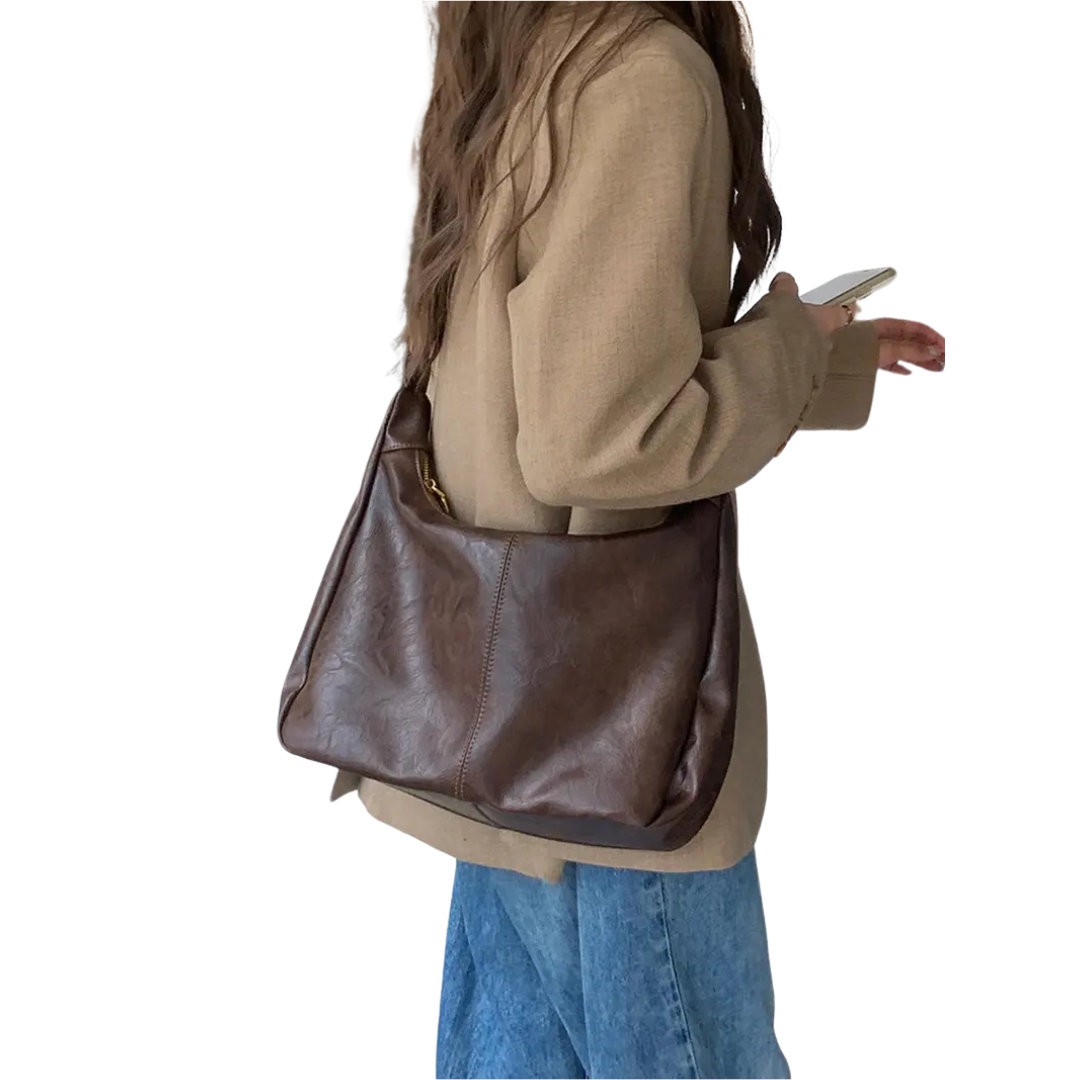Women's Shoulder Bag in coffee