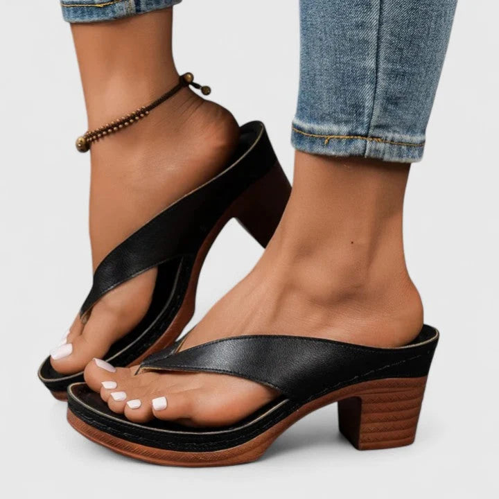Women's Orthopedic Heels in black