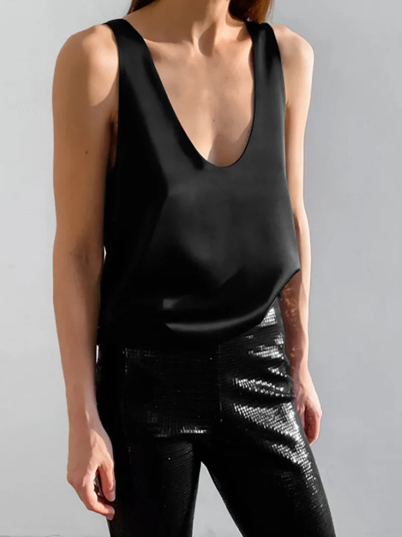 Women's Tank Top in black