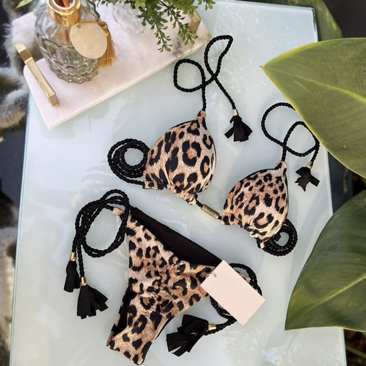 Women's String Bikini in light leopard