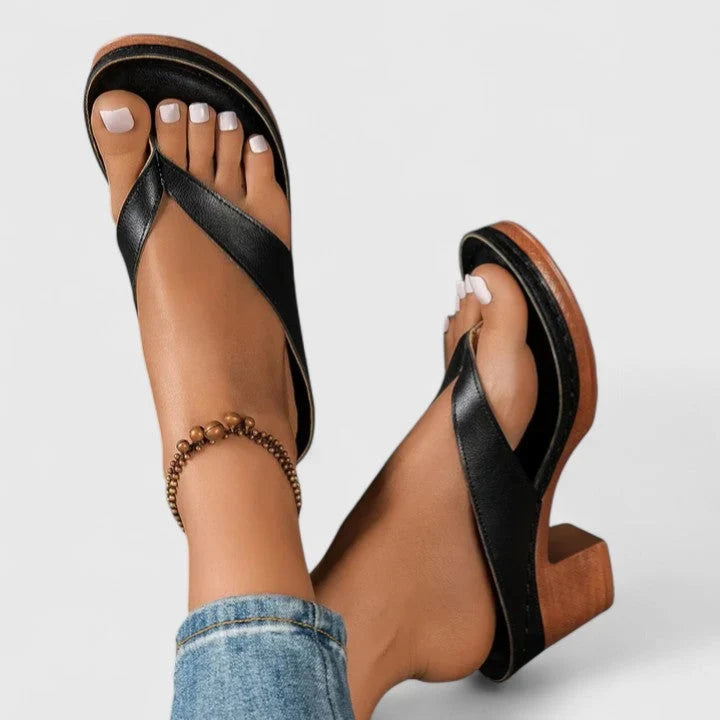 Women's Orthopedic Heels in black