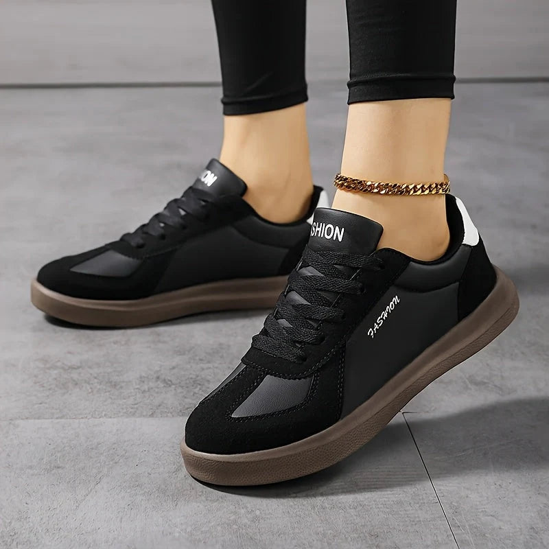 Women's Orthopedic Sneakers in black