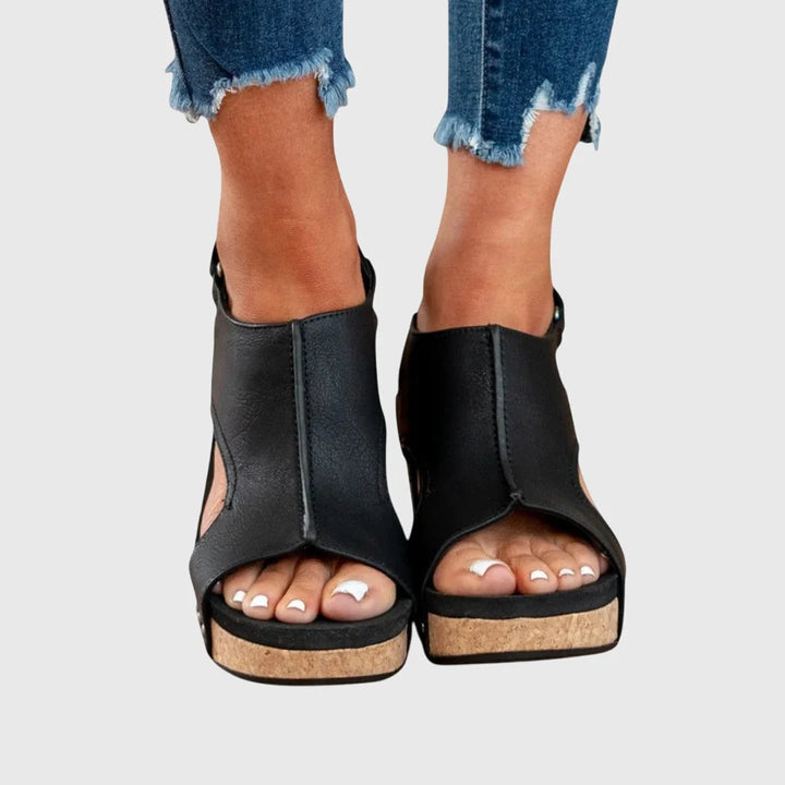 Women's Orthopedic Sandals in black
