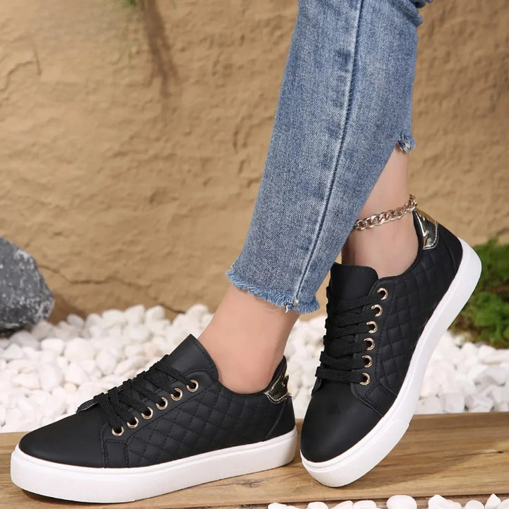 Women's Orthopaedic Sneakers in black