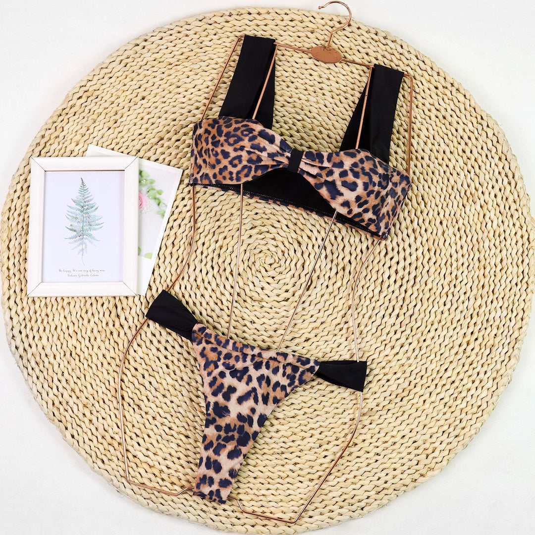 Women's Bandeau Bikini in leopard