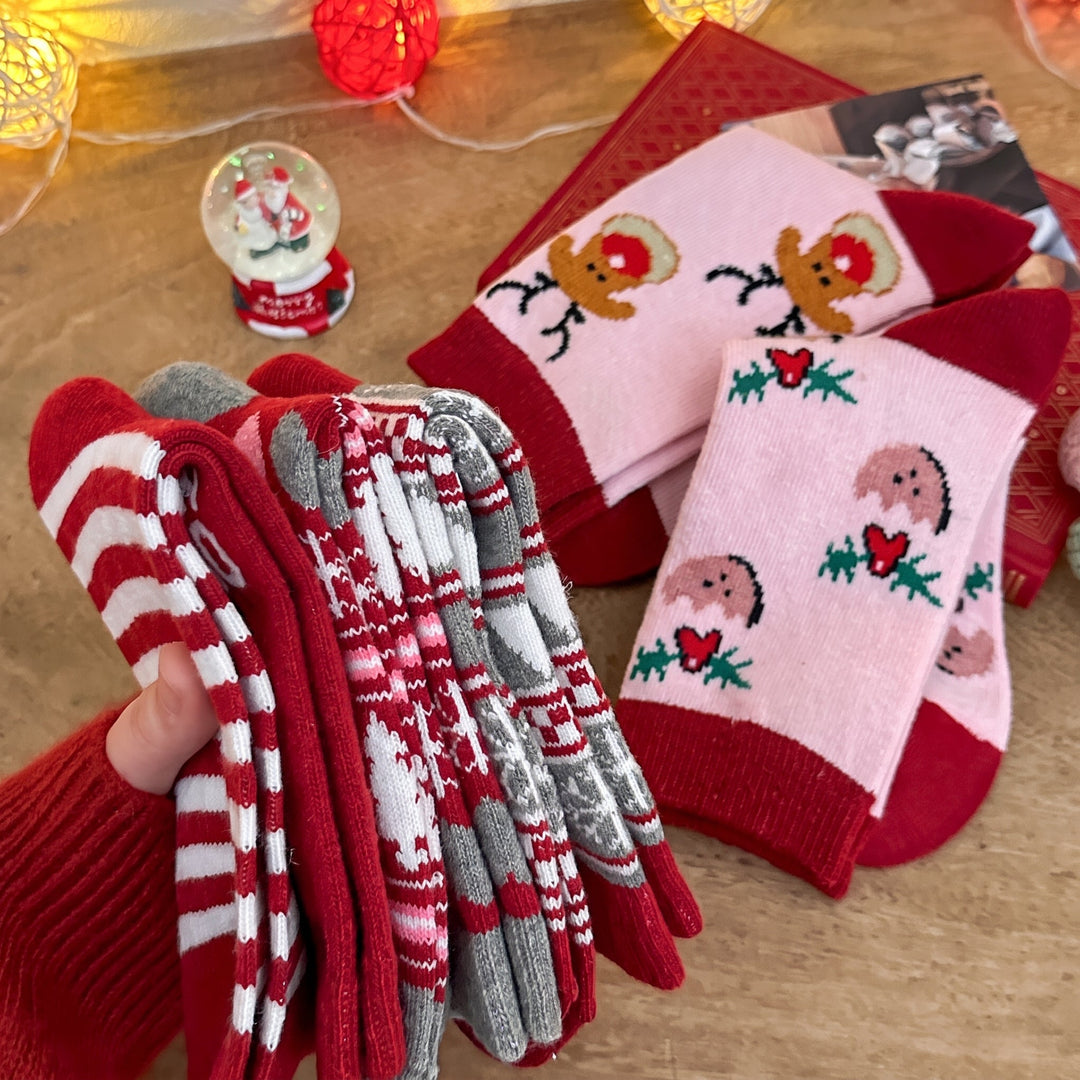 Holiday Novelty Christmas Socks 5 Pack, Unisex Assorted Festive Santa