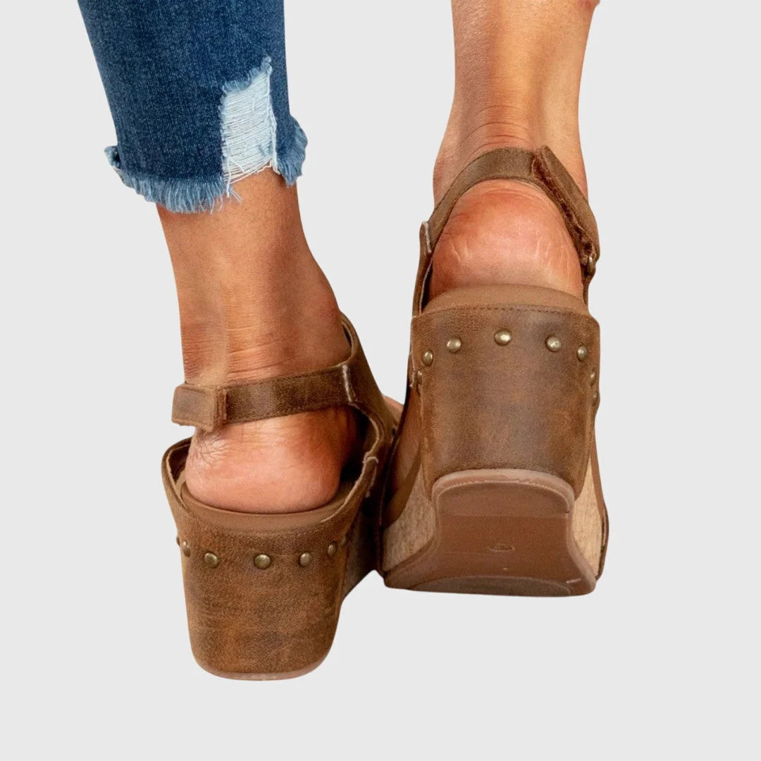 Women's Orthopedic Sandals in brown