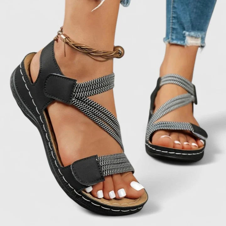 Women's Orthopedic Sandals in black