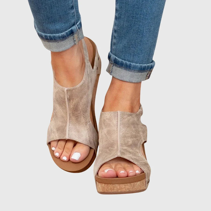 Women's Orthopedic Sandals in beige